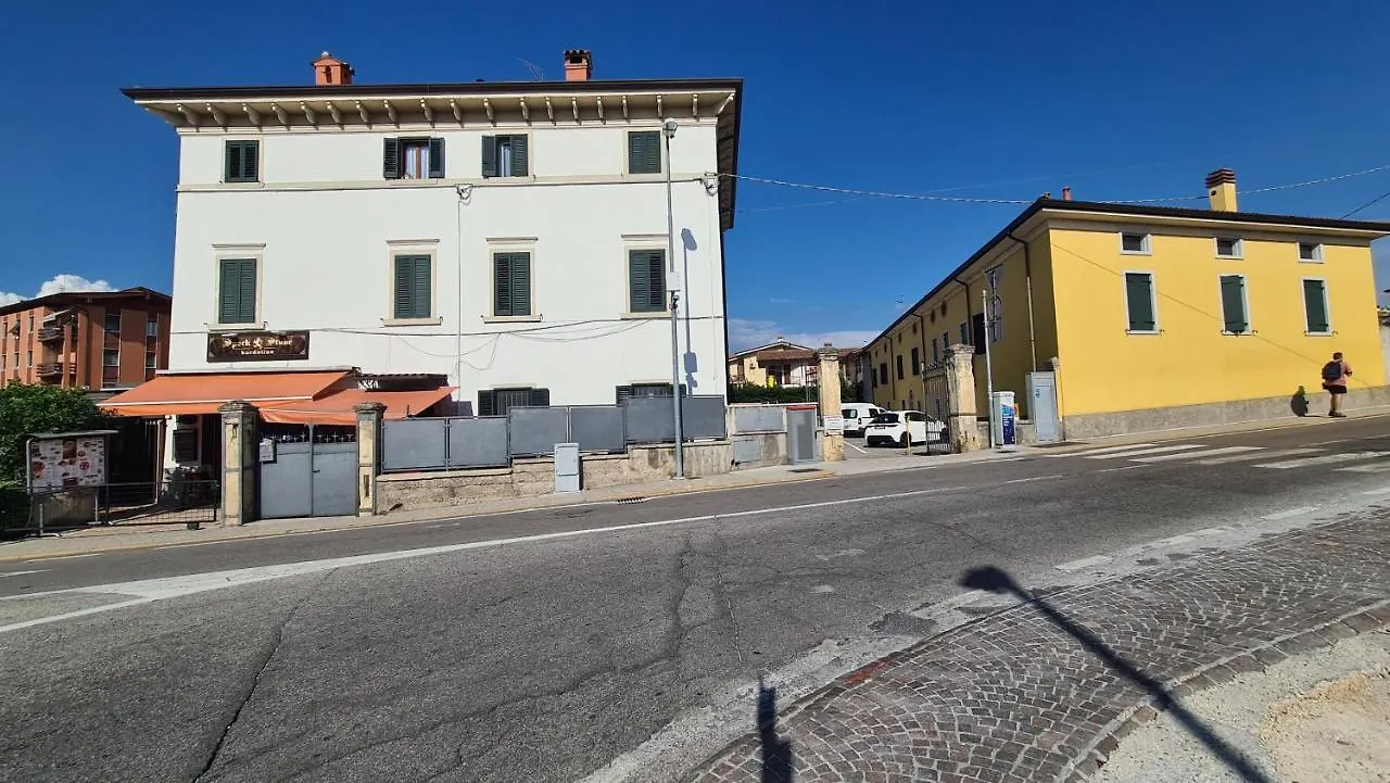1 Bardo House Apartment Bardolino 0*,  Italy